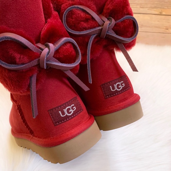 UGG Classic Double Bow Mini Kiss Boots - Picture 2 of 8